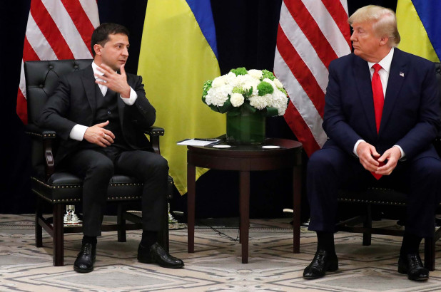 President+Trump+meets+with+Ukrainian+President+Volodymyr+Zelensky.+Image+courtesy+of+iStock.