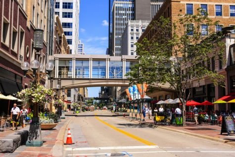 Downtown Minneapolis, Nicollet Mall. Image courtesy of iStock.